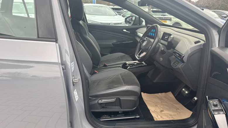 Volkswagen ID.4 109kW Life Pure 52kWh 5dr Auto [110kW Ch] Electric Estate